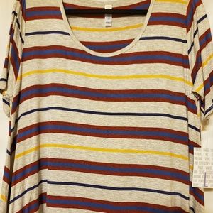 Lularoe Large Perfect T